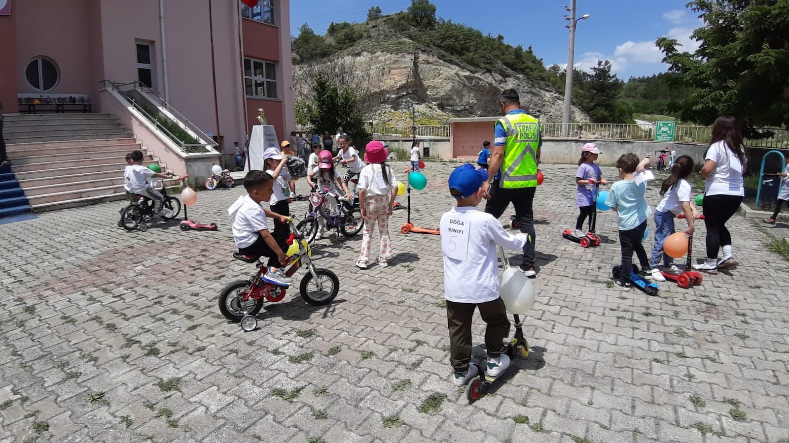 Bolu'da Minikler Dünya Bisiklet Günü’nü Coşkuyla Kutladı