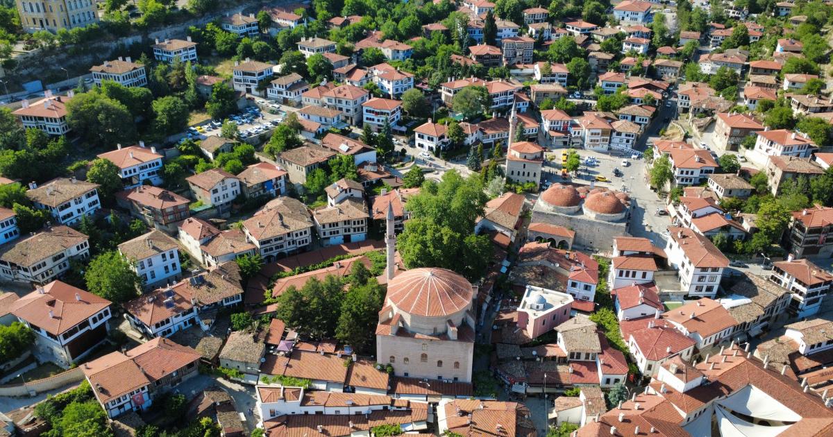amasra ve safranboluya yogun ilgi 1gCKexwg.jpg