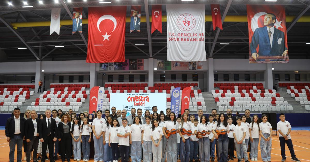 ankara cubukta ogrencilerden yil sonu konseri yz1tbA2a.jpg