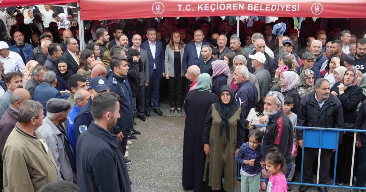 ankara keciorende ucretsiz fide dagitimi I8O9KfwH.jpg