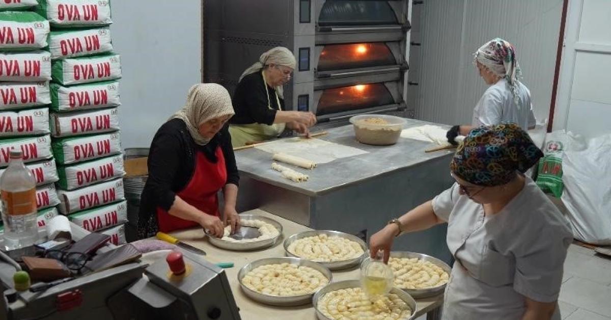 ankarada bir cuval unla baslayan yolculuk simdi dunyaya ulasiyor kadinlara umut oluyor xMEjwtlH.jpg