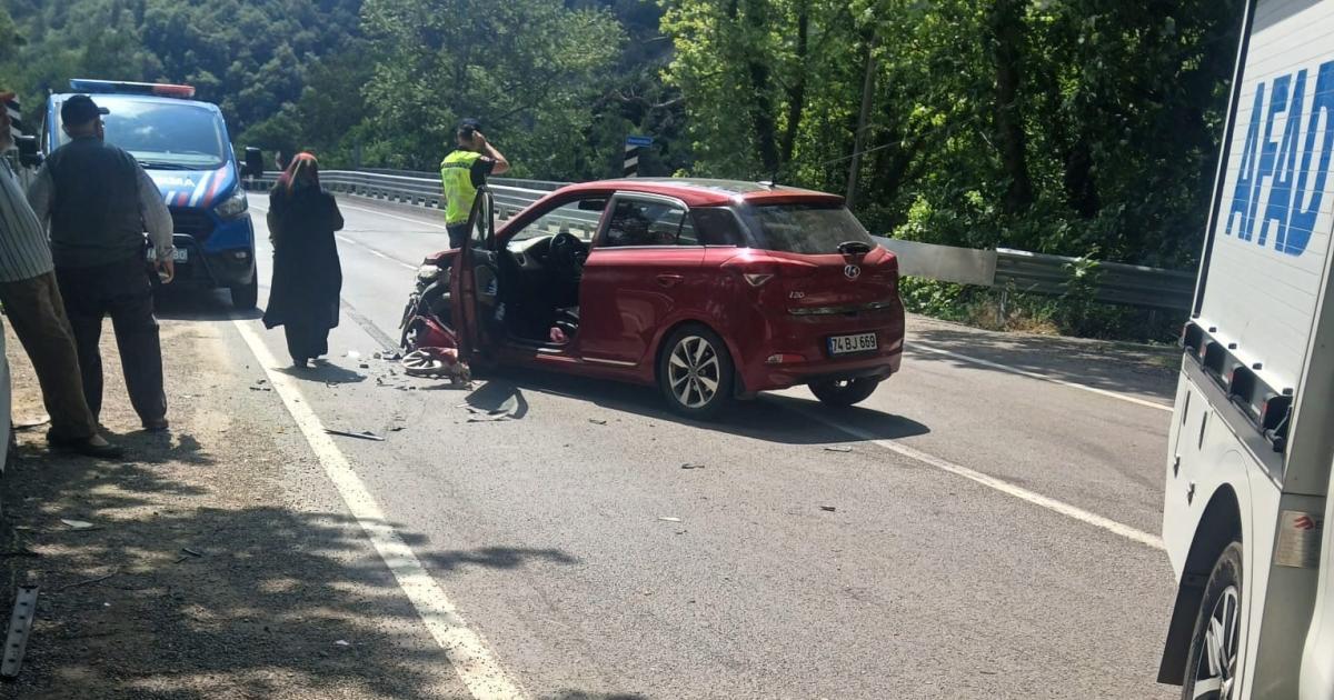 bartin karabuk yolunda trafik kazasi 2 yarali HLCiJzVc.jpg
