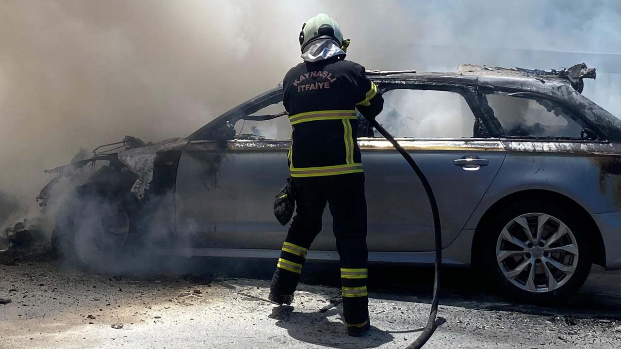 bolu dağında araba alev topuna döndü