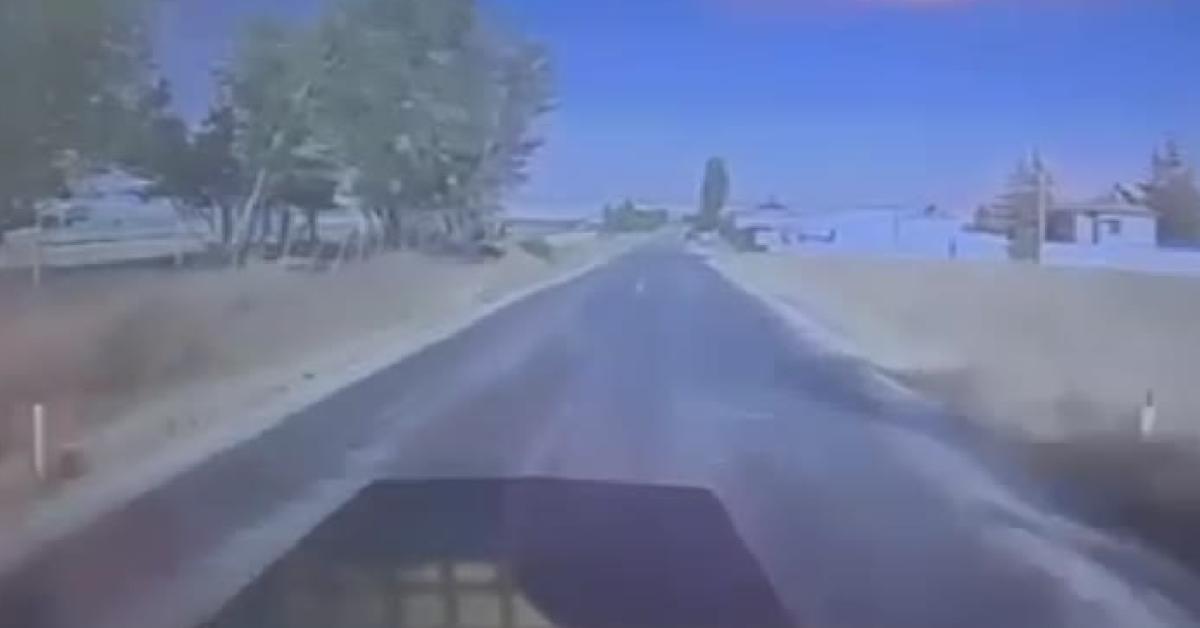 corumda trafik kazasi kamyonet motosiklete capti 1 kisi olu 1 kisi yaralandi dR9bWJAs.jpg