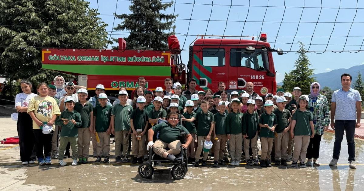duzcede ogrencilere orman yanginlariyla mucadele bilinci asilaniyor mR6RX8js.jpg