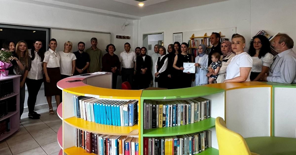 giresunda vefat eden ogretmenin ismi kutuphanede yasatilacak qVN769Vt.jpg