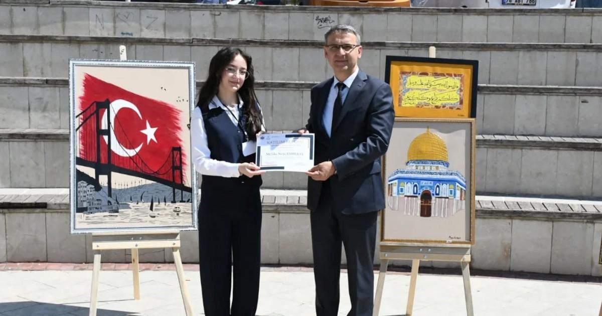 karabuk safranboluda resim sergisi acildi VVfNAHj2.jpg