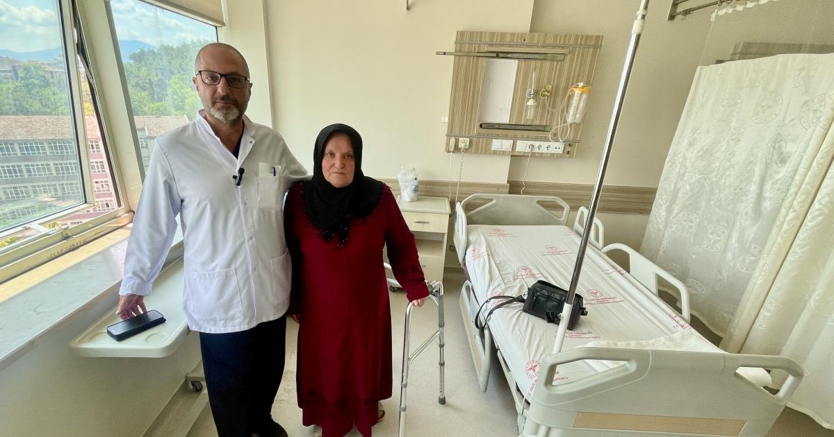 karabukte ilk total femur protezi ameliyati yapildi 8sAMP6Zg.jpg