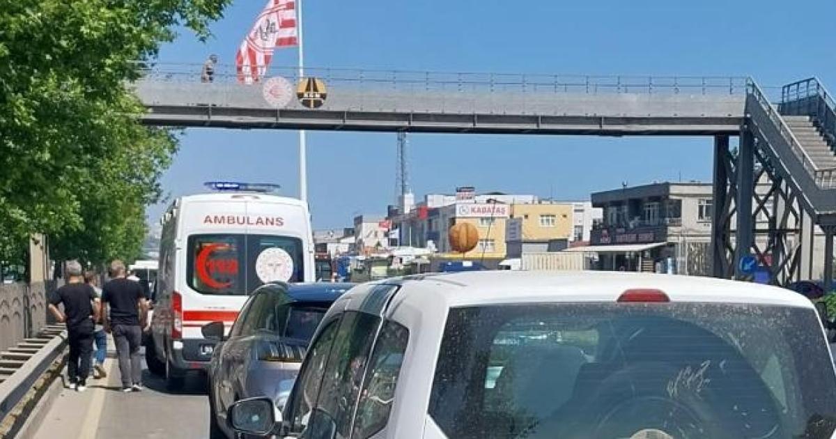 samsunda dort aracli trafik kazasi iki yarali GfgJD7K7.jpg