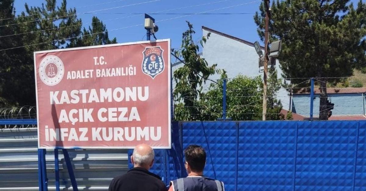 uyusturucu sucundan aranan hukumlu kastamonuda yakalandi l514xHHn.jpg