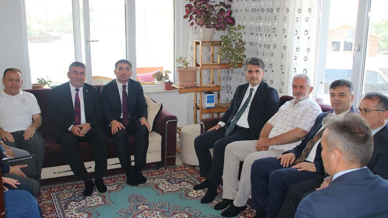 Bolu Valisi Geredeli Kahramanları Ziyaret Etti