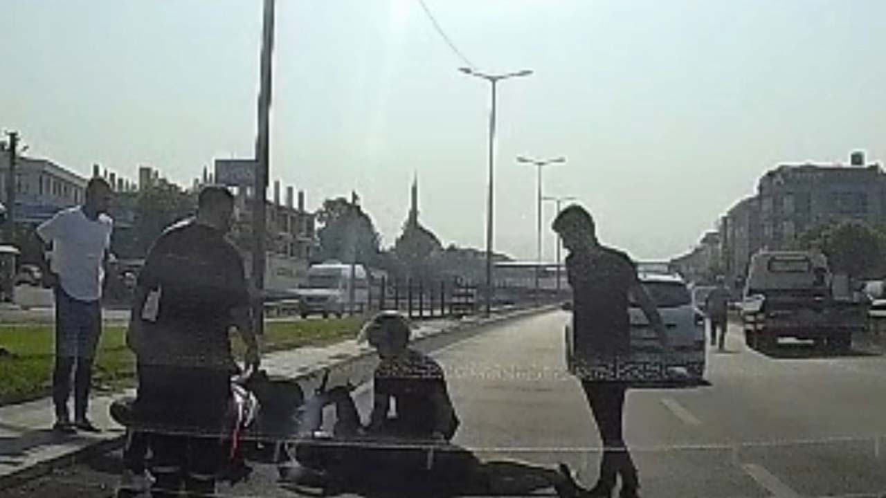 Bolu Yolunda Korkunç Kaza Motosiklet Sürücüsü Yaralandı