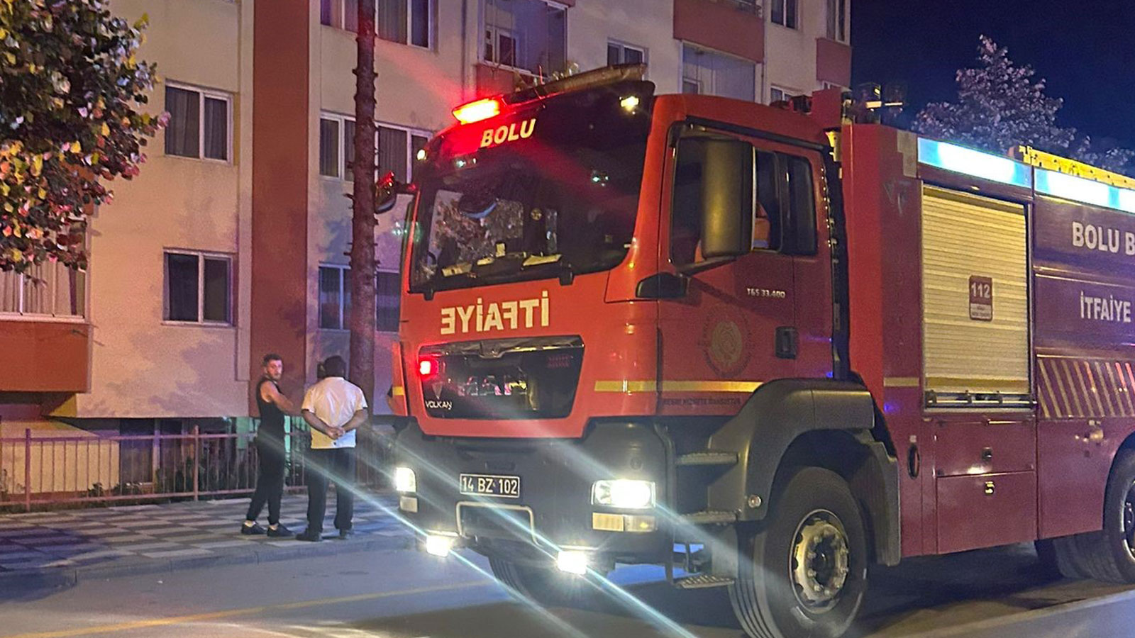 Bolu'da 5 Katlı Apartmanda Yangın Paniği