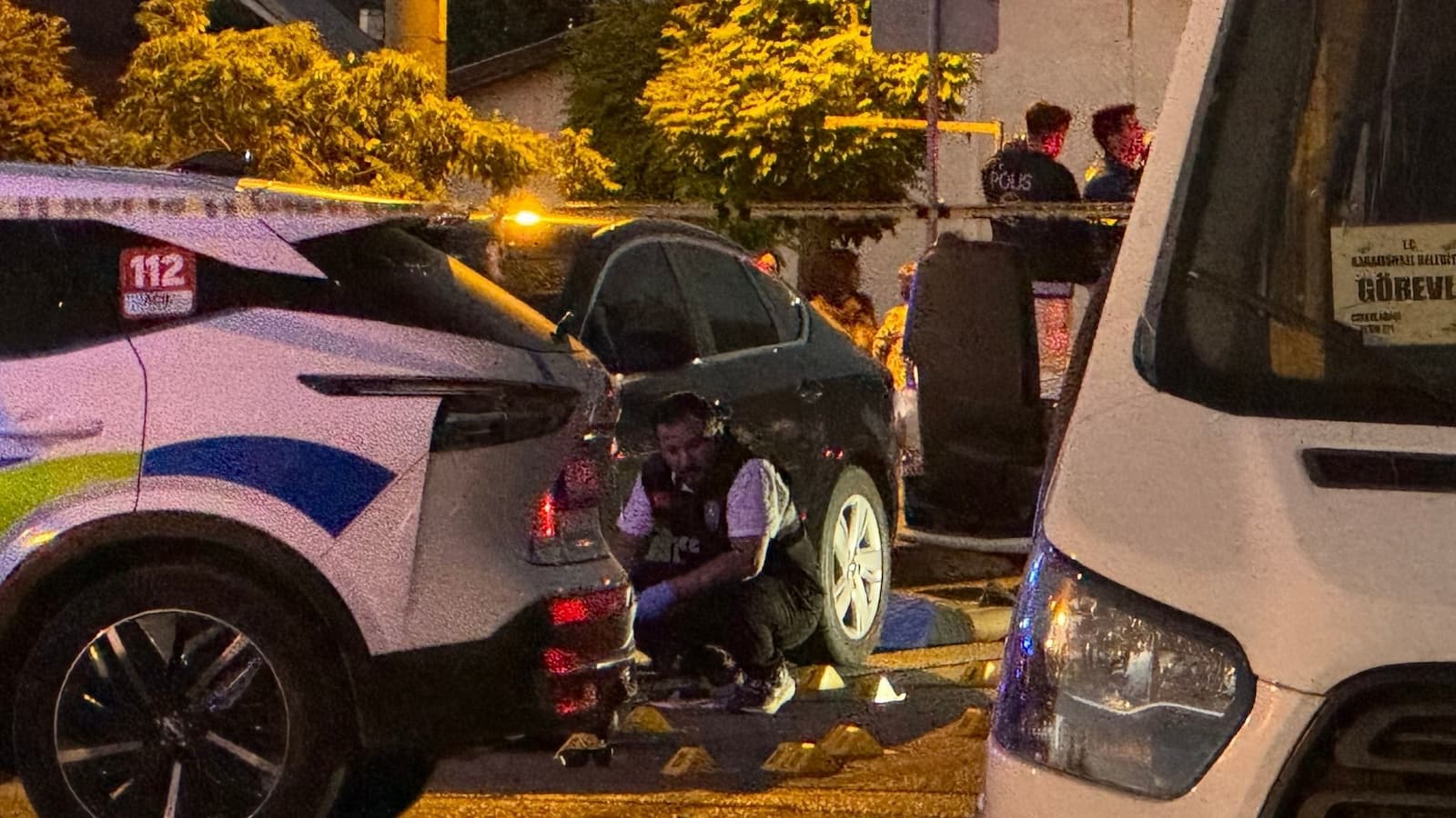 Cadde Ortasında Dehşet Baba ve Oğul Silahla Katledildi