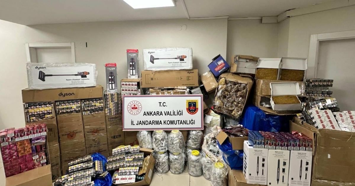 ankara giselerinde tir durduruldu milyonlarca liralik urunler ortaya cikti mBMYv2aR.jpg