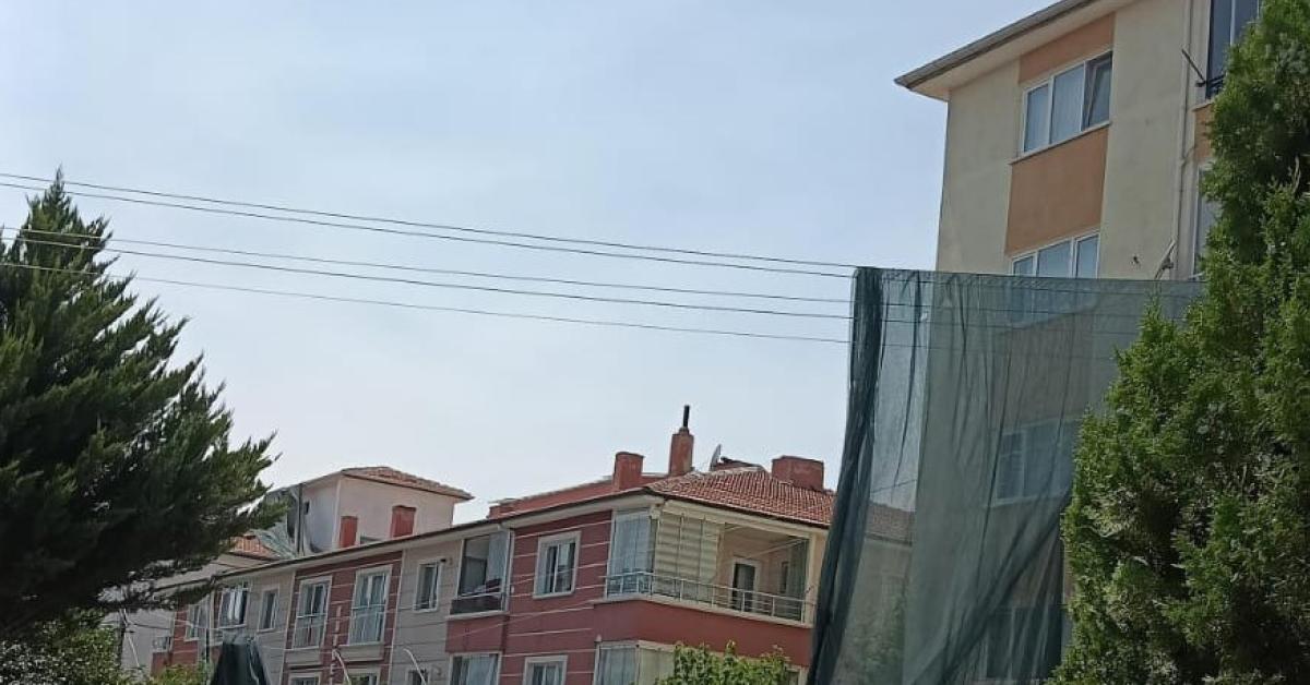 ankara sincanda siddetli ruzgar sera ortulerini ucurdu 7LXM2eMB.jpg