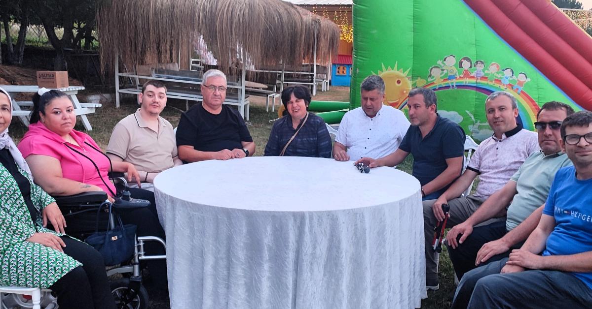 bilecikte dayanisma etkinligi duzenlendi t2Wl7lrl.jpg