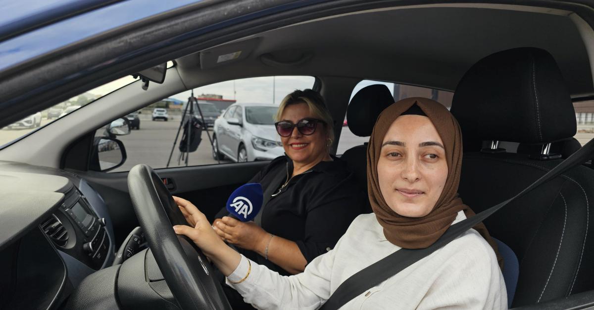 corumda gorme engelliler arac kullanma deneyimi yasadi GddQr2Q9.jpg
