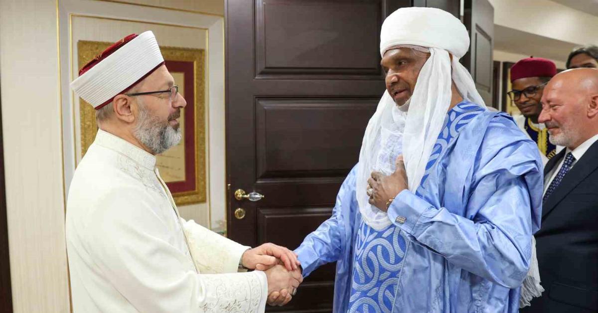 diyanet isleri baskani erbas nijerli damagaram sultanini agirladi TnQfCSjJ.jpg