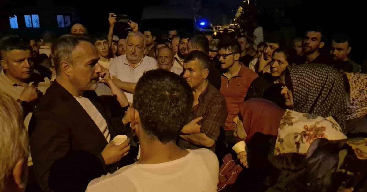 duzcede su kesintisi protestosu koyluler eylem yapti jOFrD7bn.jpg