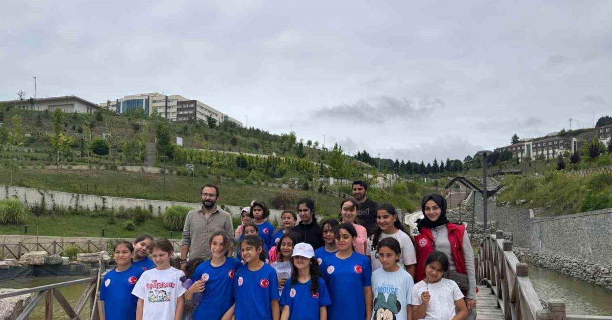 duzcede yaz okulu uygulamalari devam ediyor fYMUuVTT.jpg