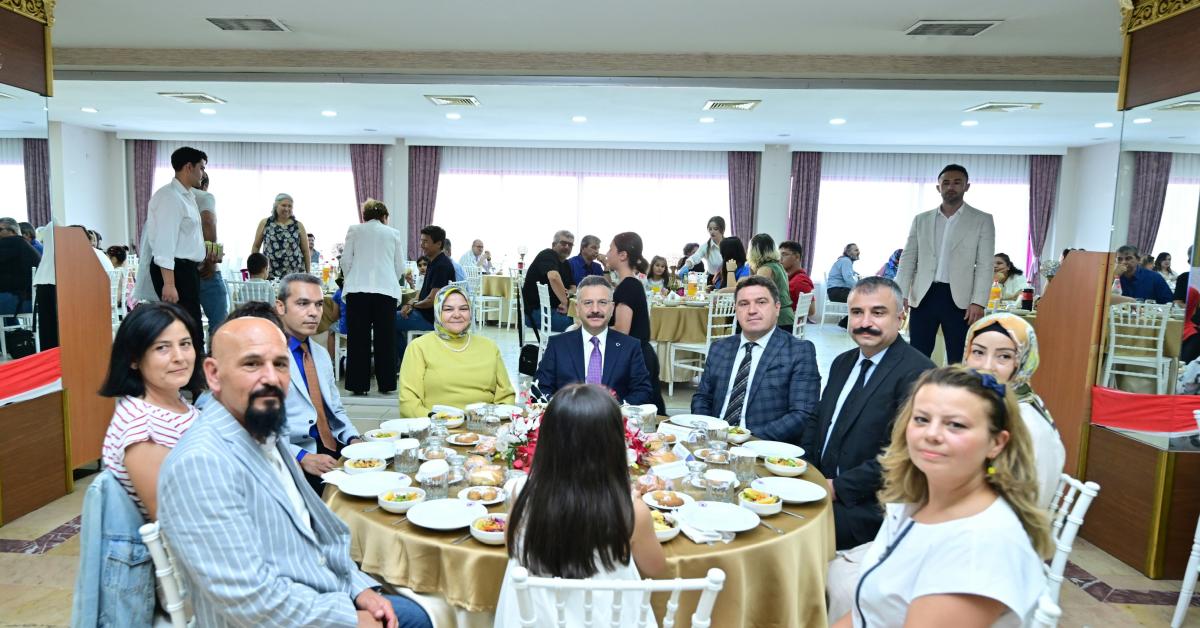 eskisehirde koruyucu aile gunu etkinligi BrFm9vqc.jpg