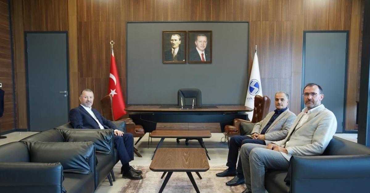 karabuk universitesi heyeti sakarya universitesini ziyaret etti dsualf1L.jpg