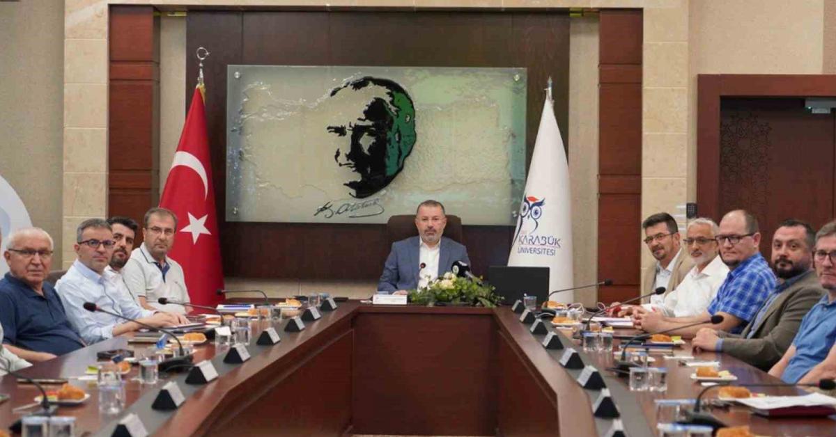karabuk universitesi senato toplantisi sonuclari ve yeni gelismeler fKDc3UfI.jpg