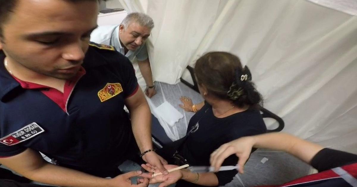 karabukte yuzugu sikisan kadina itfaiye mudahale etti l44VgWZE.jpg