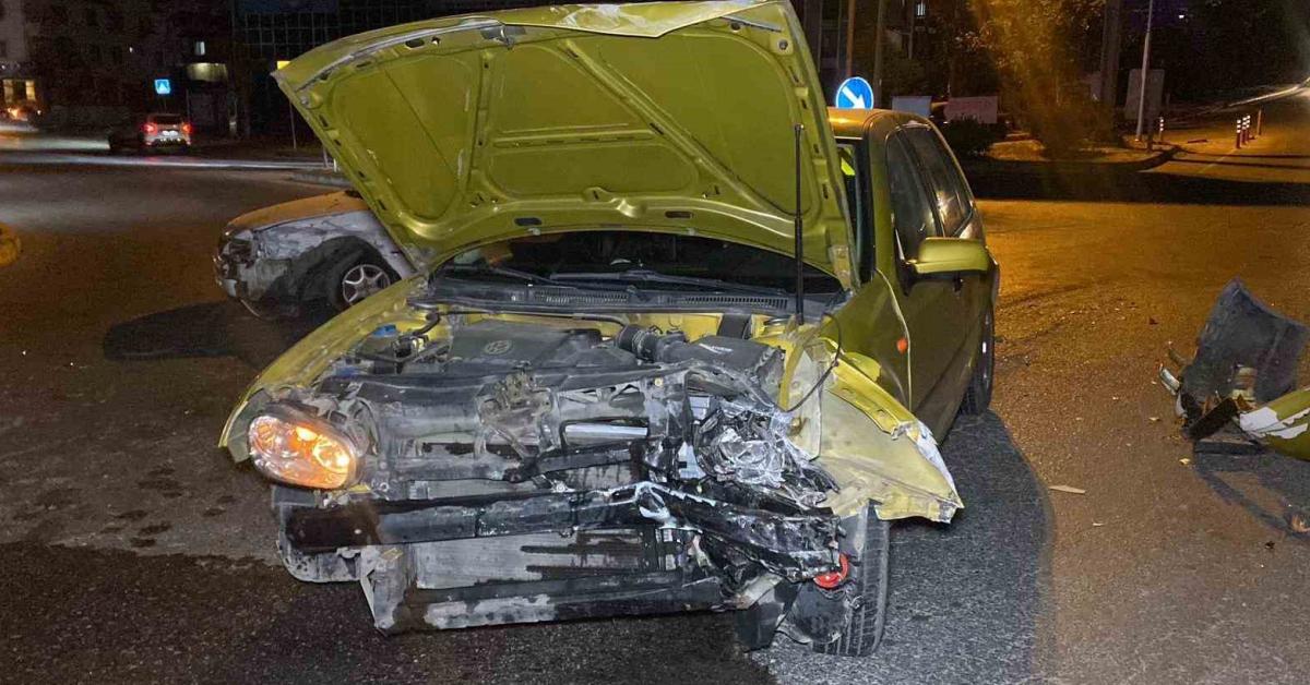 kartepede trafik kazasi 4 kisi yaralandi g17MFmxI.jpg