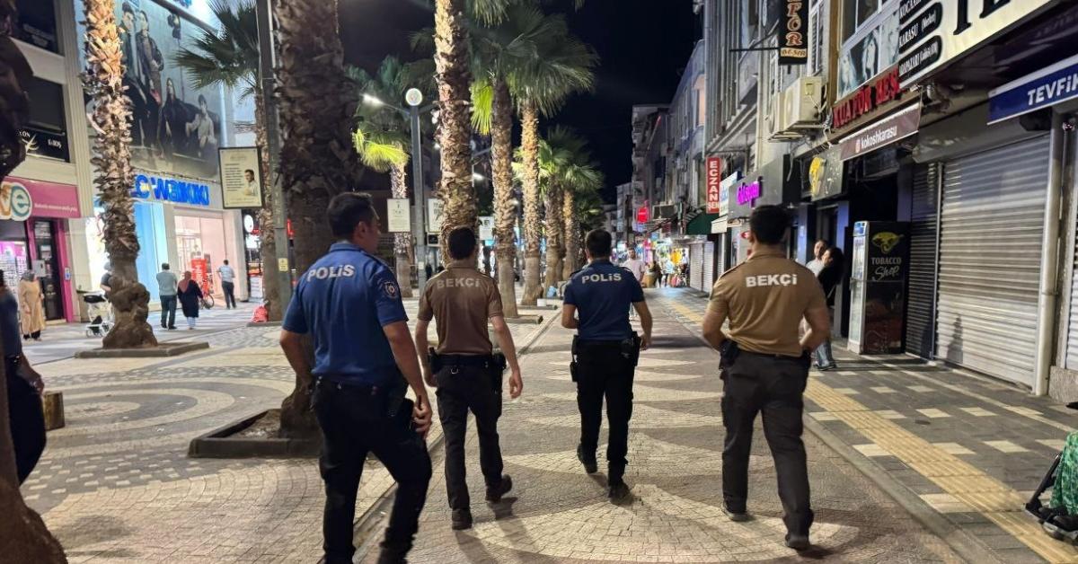 sakarya karasuda huzur uygulamasi iki supheli uyusturucu ile yakalandi HBZ1K1ih.jpg