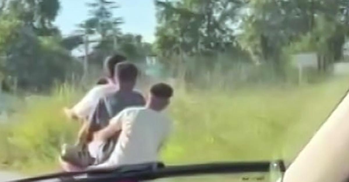 sakaryada tehlikeli cocuk yolculuklari kamerada XDi6X4Op.jpg