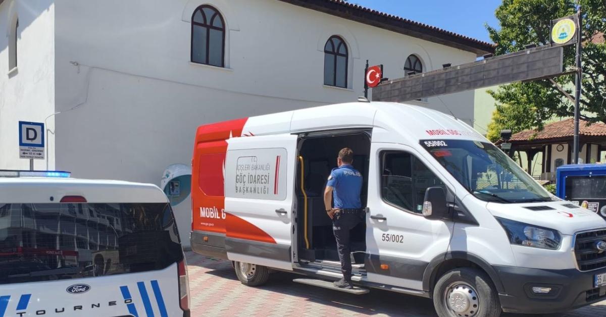samsun bafrada yabancilar kontrol edildi IiyNkCj1.jpg