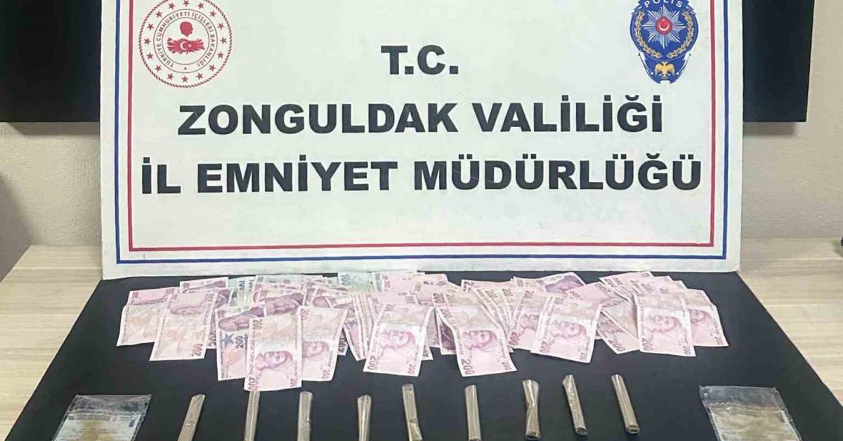 zonguldakta uyusturucu operasyonu 11 supheli gozaltinda lreQaYcg.jpg