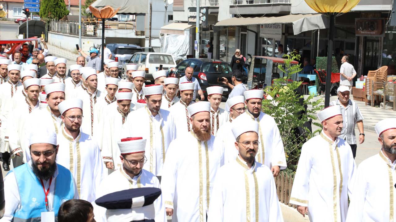 Bolu Mengen’de İlk Hafızlık İcazet Merasimi Coşkuyla Gerçekleştirildi2