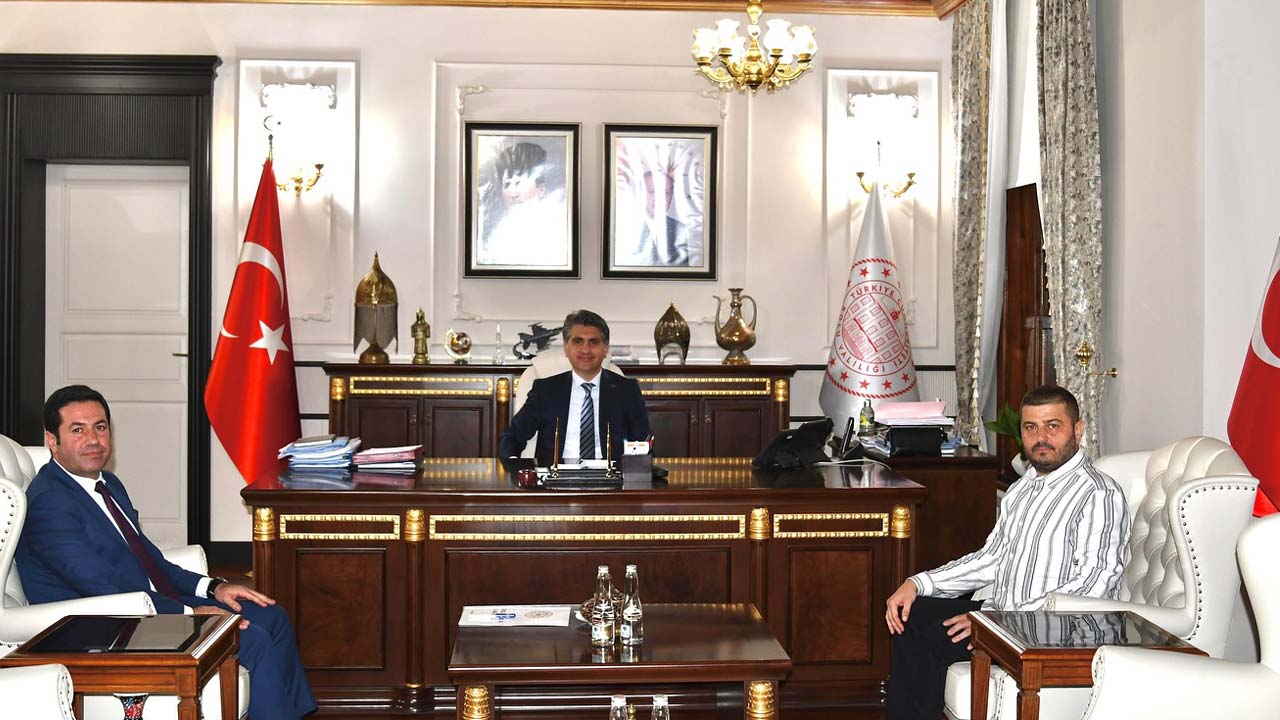 Bolu Valisi Boluspor Başkanını Kabul Etti