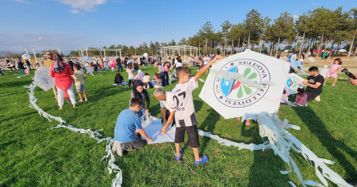amasya suluovada ucurtma senligi coskusu jL1hVmb3.jpg