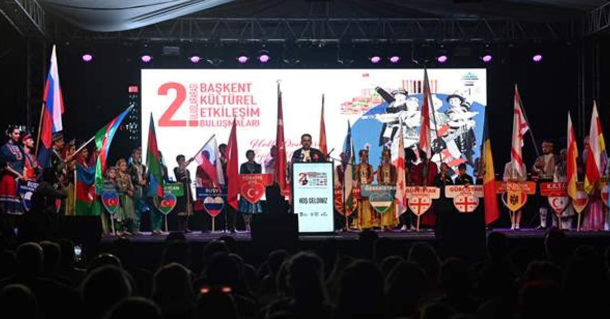 ankara genclik parkinda bulustular g7w54IHd.jpg