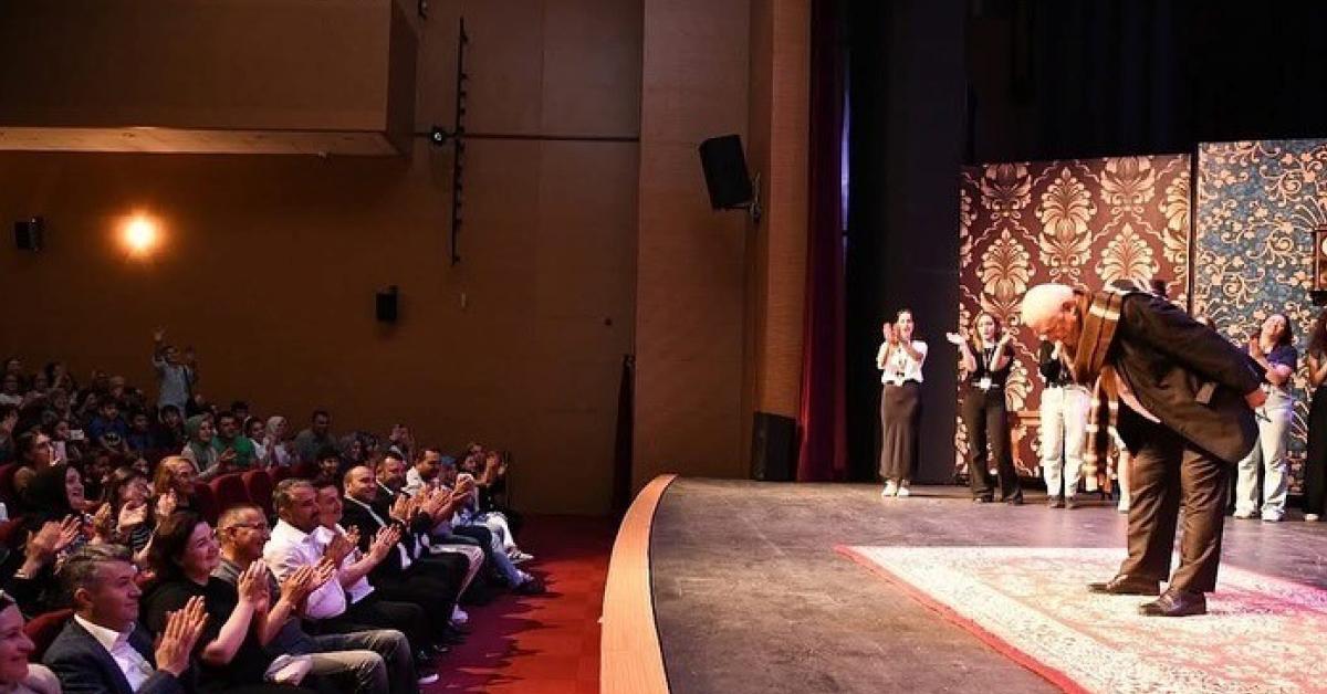 ankara pursaklar 2nci tiyatro gunleri basladi 2gvx8jvO.jpg