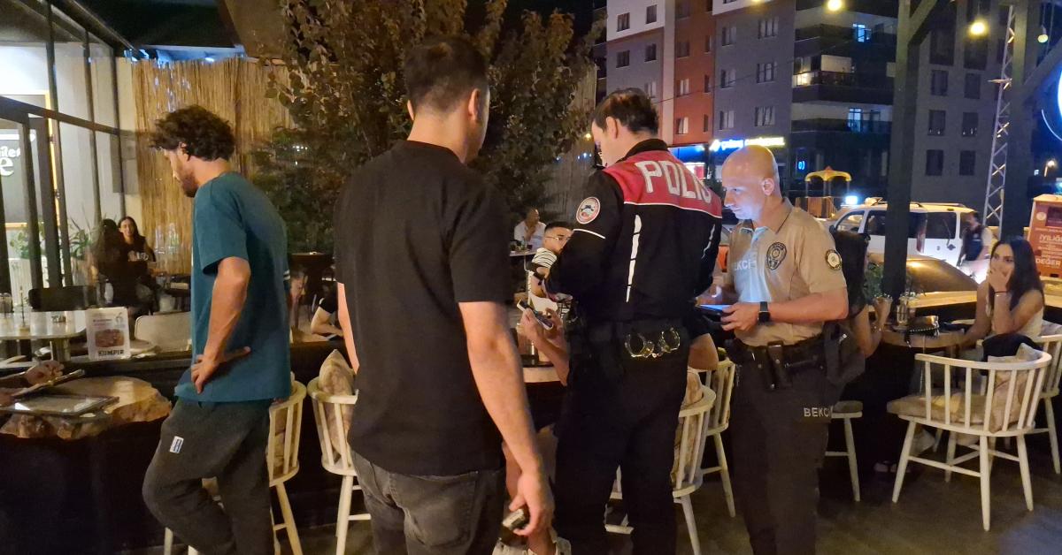 beypazarinda polis denetimi 3 supheli yakalandi MHiWcFBS.jpg