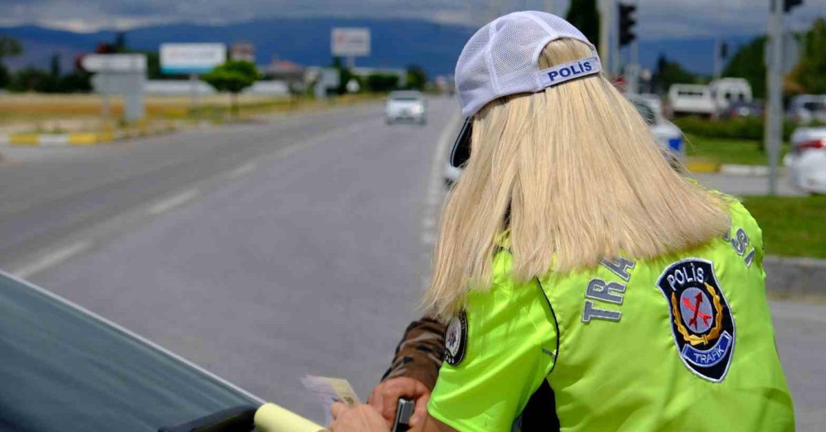 duzcede 2 bin 296 surucu ceza yedi cEKNRrSi.jpg