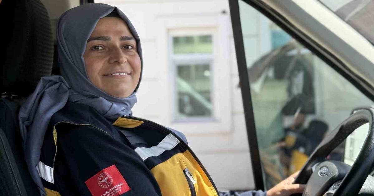duzcede ambulans egitimi birincisi kadin sofor oldu UXedPUwI.jpg