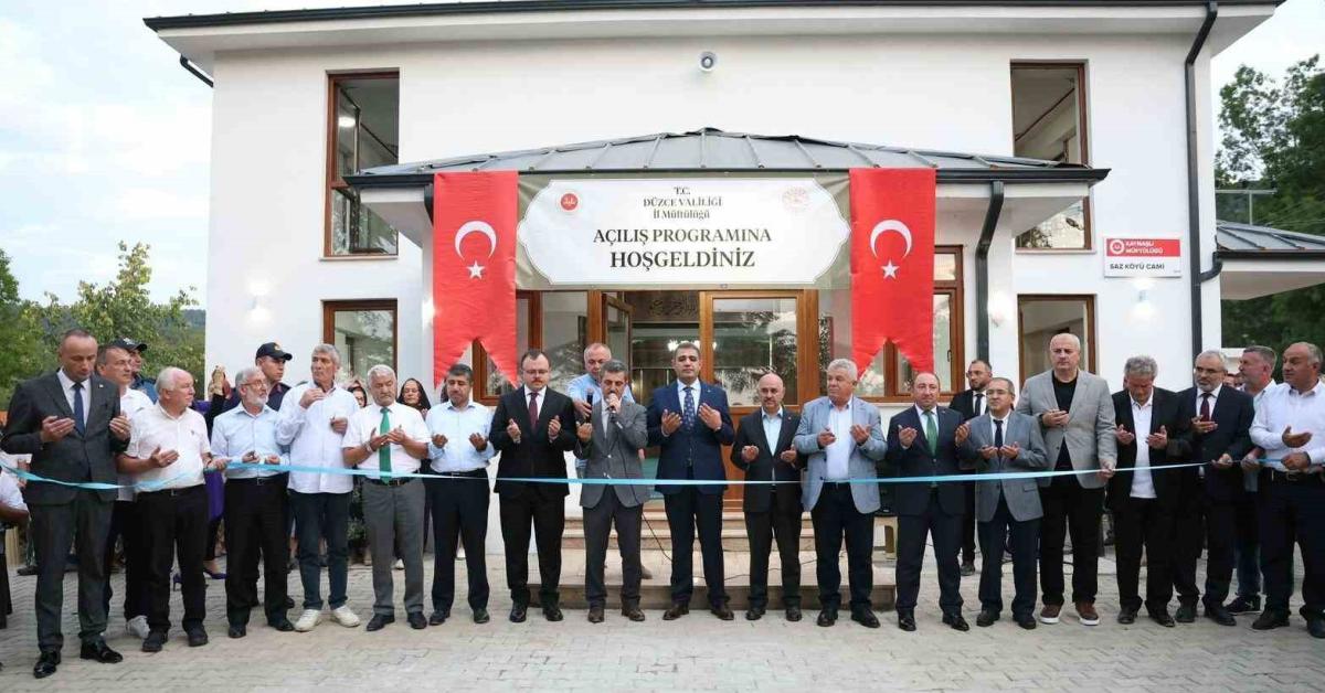 duzcede yeniden insa edilen saz koyu cami ibadete acildi UTTDWkd7.jpg