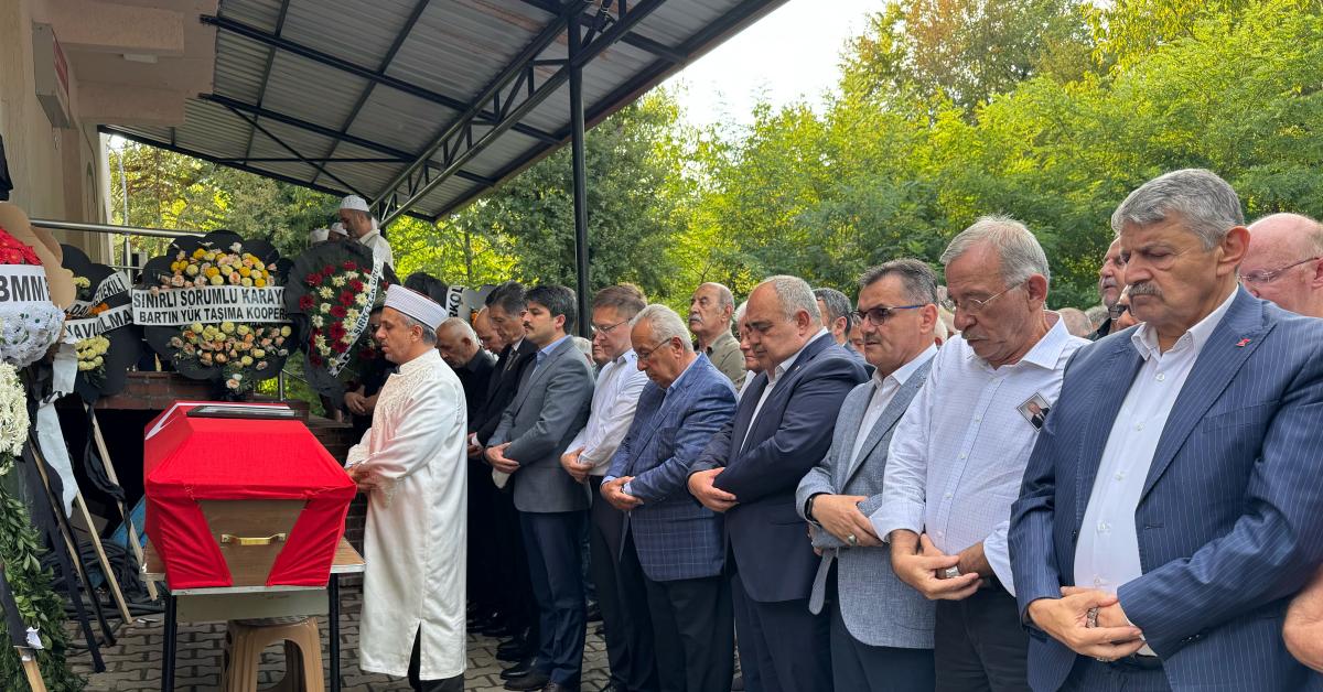 eski bakan bartinda son yolculuguna ugurlandi XAtXCtXh.jpg