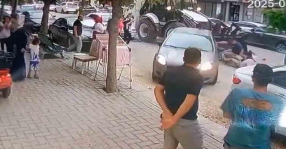 eskisehirde kepce dehseti iki yaya yaralandi bes arac hasar gordu JEyTBNiM.jpg