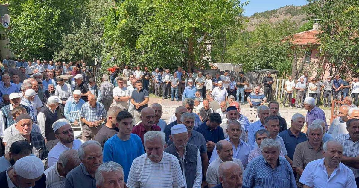 kastamonu ihsangazide yagmur duasi duzenlendi 6alV5f4e.jpg