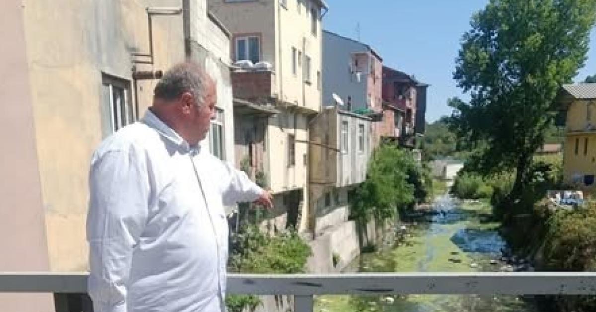 zonguldak alaplida dereye cop atilmasi tepki cekiyor xv9vRmDA.jpg
