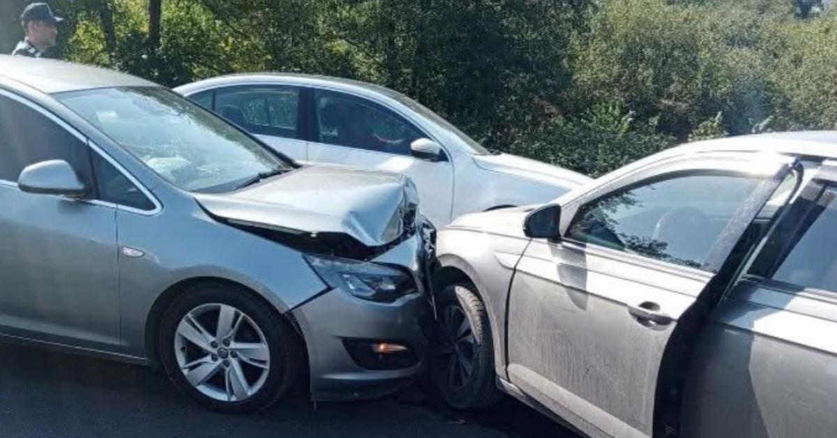 zonguldak alaplida iki otomobil kafa kafaya carpisti zMjeXAy3.jpg