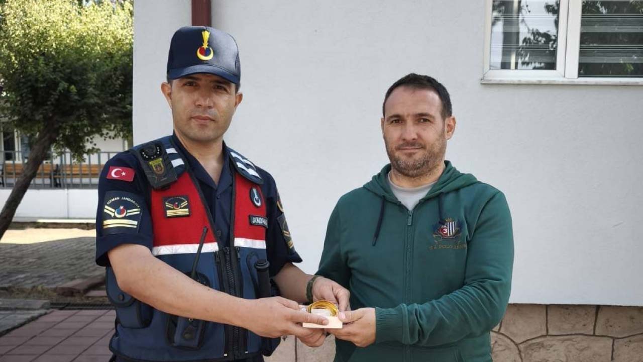Bolu’da Altın Dolu Çanta Bulundu4