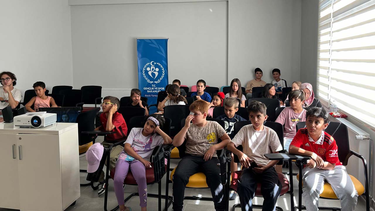 Bolu’da Çocuklar Hem Sporla Hem Sinemayla Buluştu!2